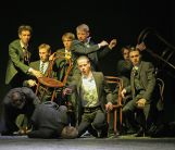 ГИТИС. Мастерская Заслуженного деятеля искусств России С.В.Женовача. ТАНЦЕВАЛЬНЫЙ СПЕКТАКЛЬ "WOO ZOO"